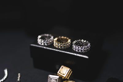 Transforming Your Everyday Outfits with THE Ultimate Understated Jewelry