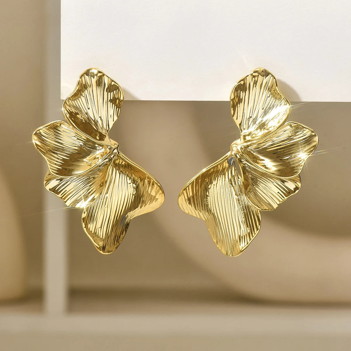 Elegant Leaf Stud Earrings for Everyday Grace