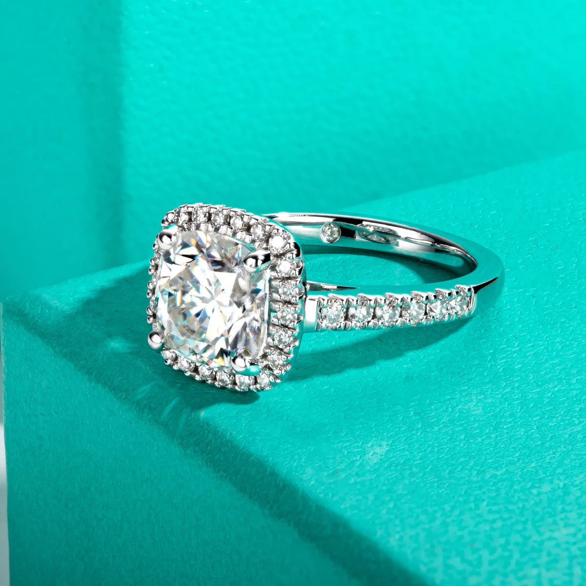 3 CT Round Cut Moissanite Halo Engagement Ring