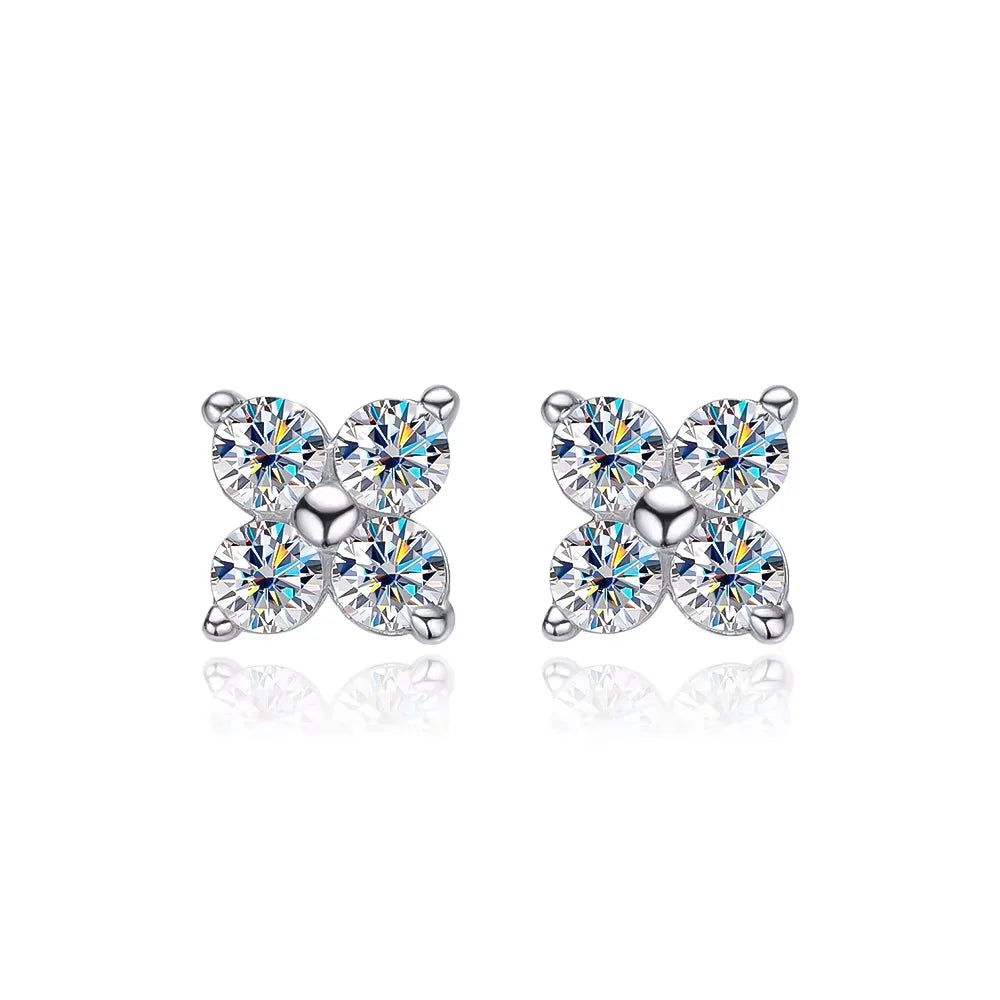 VVS1 D Round Moissanite Stud Earrings for Women