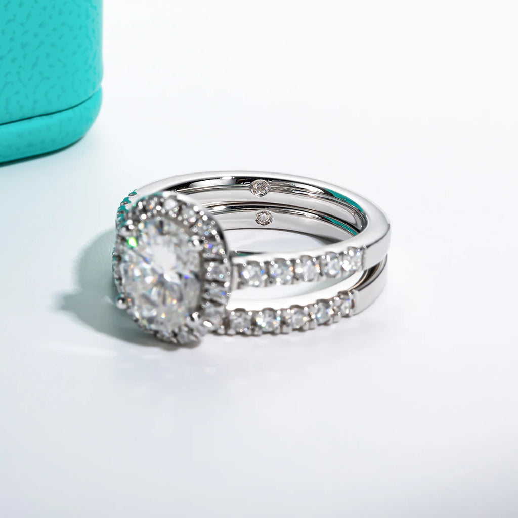 2 CT Oval Cut Moissanite Bridal Ring Set