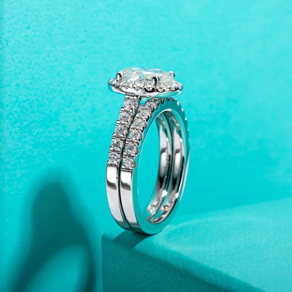 2 CT Oval Cut Moissanite Bridal Ring Set