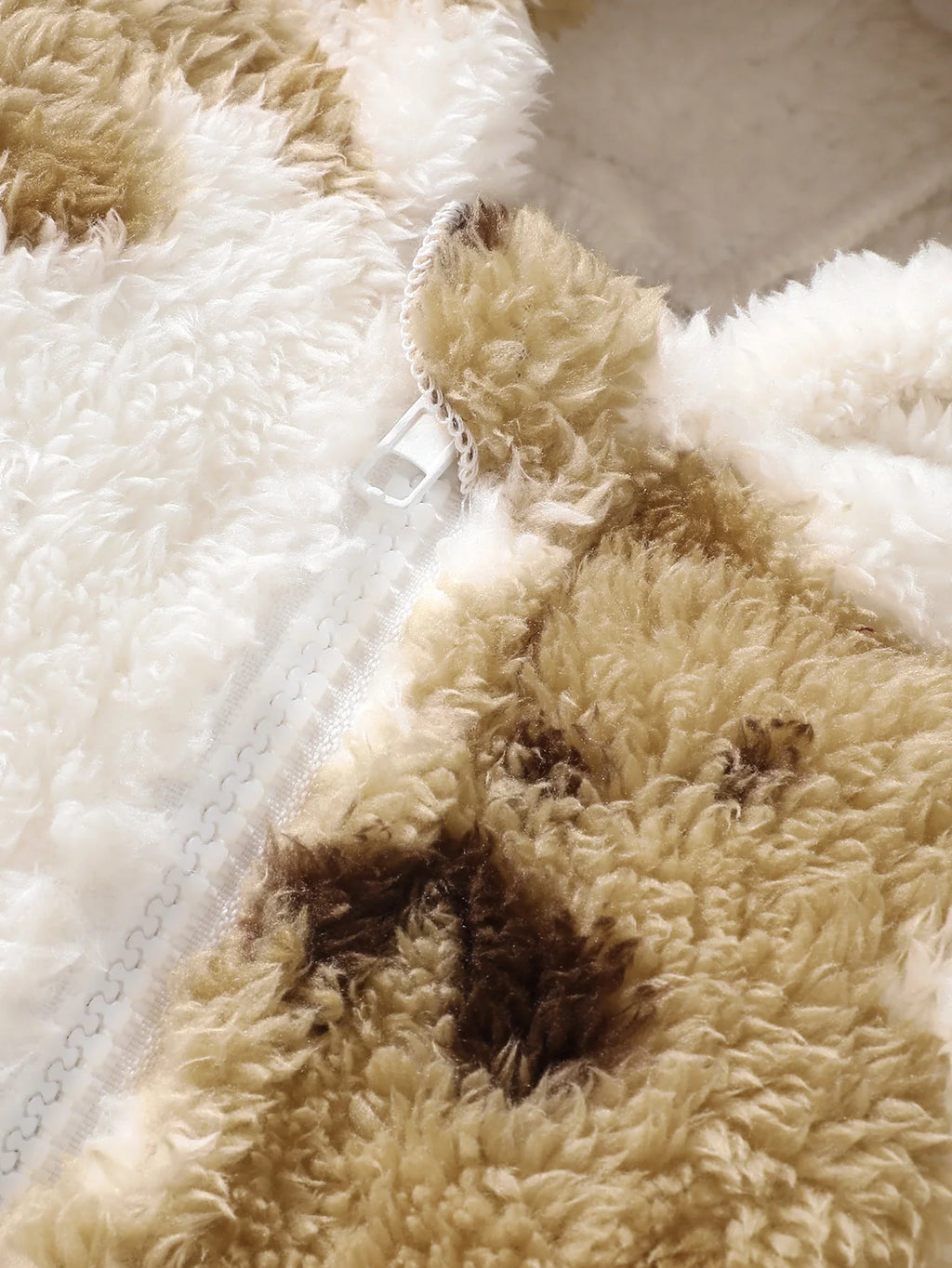 Winter Baby Girl Plush Jumpsuit with Bear Print