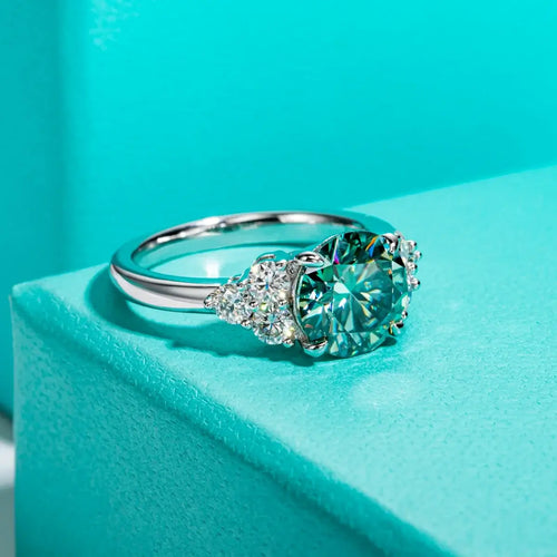 3 CT Round Cut Green Stone Moissanite Engagement Ring