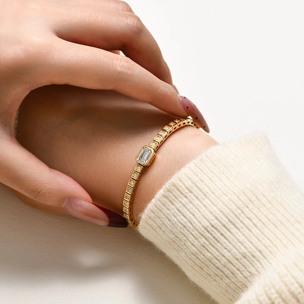 VVS1 D Moissanite Tennis Bracelet for Timeless Elegance